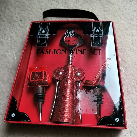 Wild Eye Designs Fashion Wine Set Crimson Red - Picture 2 of 10